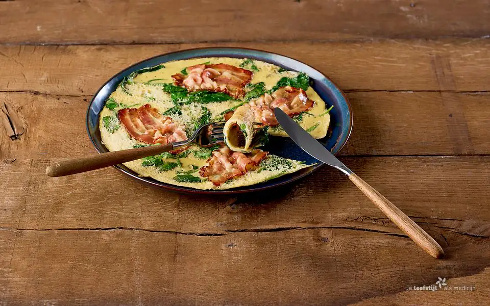 Omelet met spinazie en waterkers