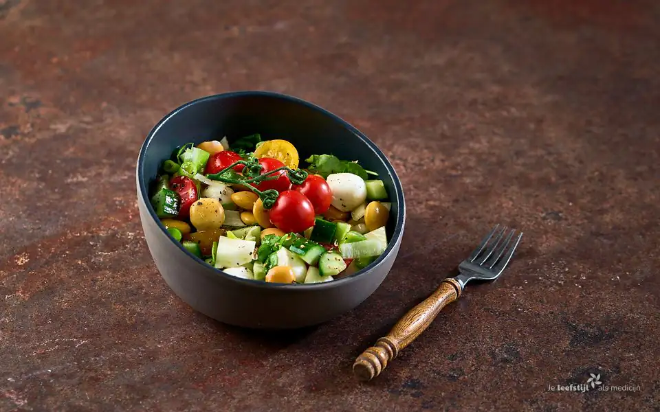 Salade met lupinebonen en buffelmozzarella